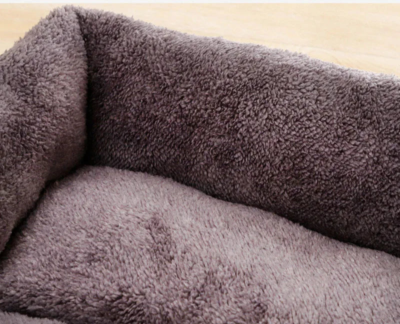 Black Dog Bed Plush Sleeping Bed for Large, Medium and Small Dogs, Non-Slip and Bite-Resistant Pet Sleeping Mat Pet Items