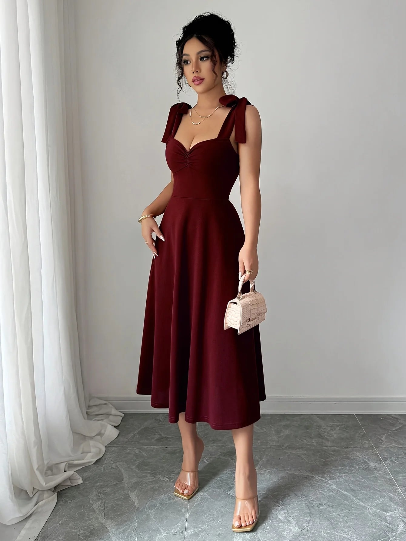 Women's elegant shoulder strap tie design, cinched waist, large A-line long dress, suitable for dates and parties